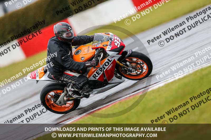 PJM Photography;donington no limits trackday;donington park photographs;donington trackday photographs;no limits trackdays;peter wileman photography;trackday digital images;trackday photos